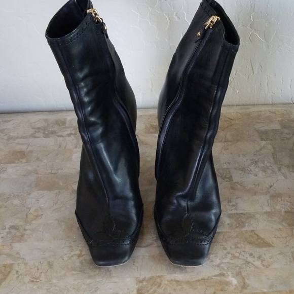 Authentic Louis Vuitton Black Leather Booties - Picture 2 of 8